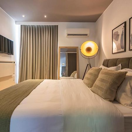 Ferienwohnung Phaedrus Living: Luxury Flat Vouliagmeni Athen Exterior foto